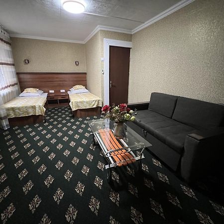 מלון פרגנה Status House מראה חיצוני תמונה